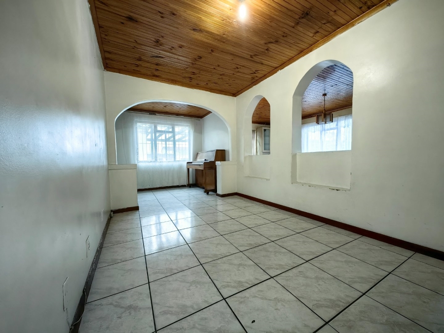 3 Bedroom Property for Sale in Eastridge Western Cape